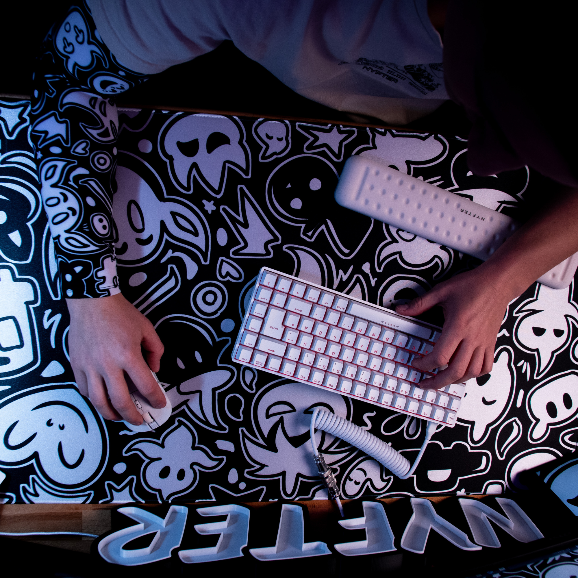 Nyfter® Gaming Arm Sleeve Emoji