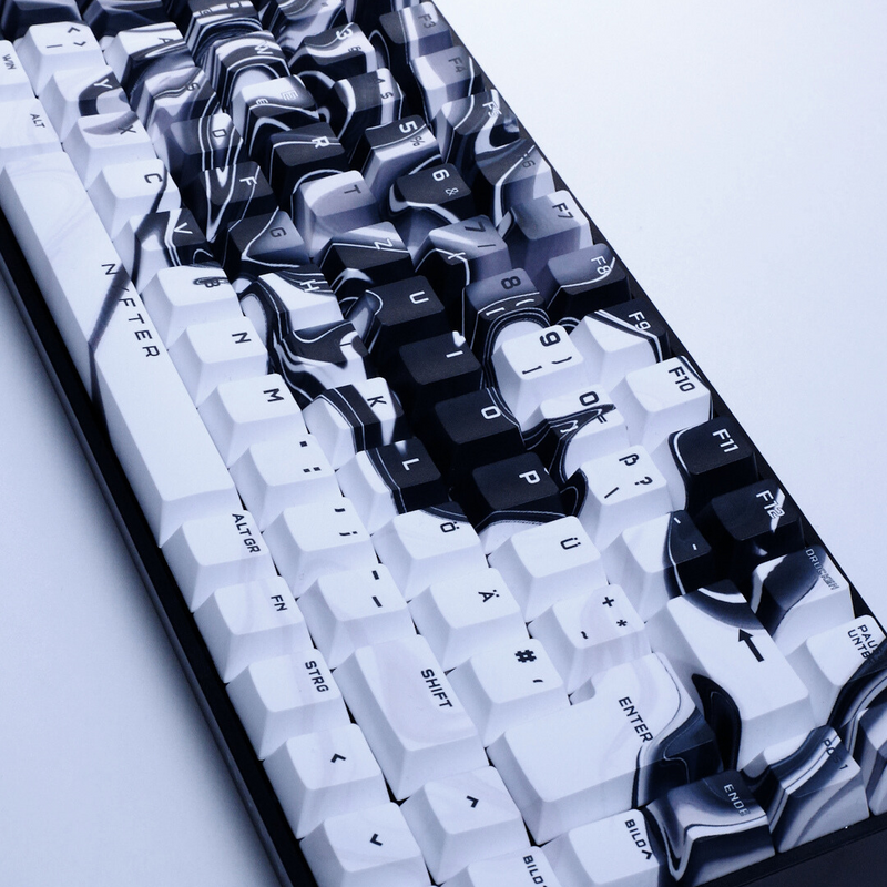 Tastaturen mit PBT Keycap Set