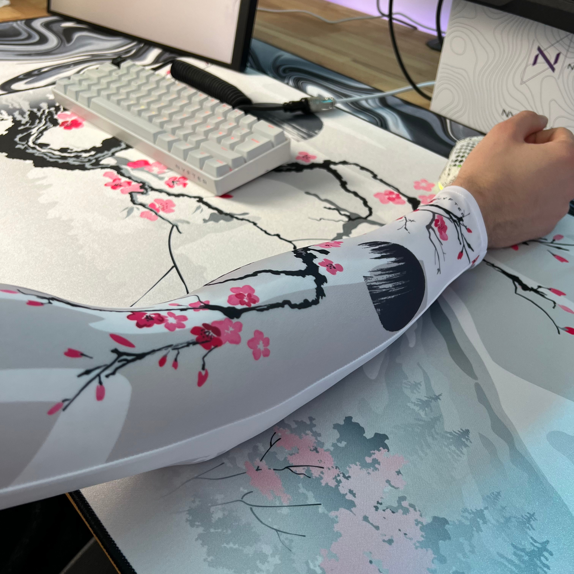 Nyfter® Gaming Arm Sleeve Sakura