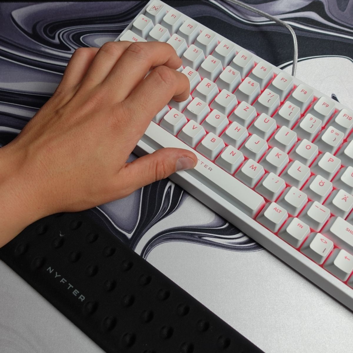 Nyfter® gaming wrist rest